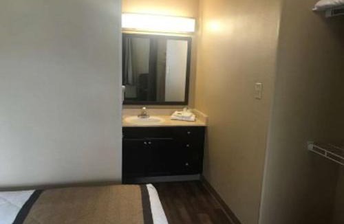 Webster Hotel | Candlewood Suites Houston Space Center - Webster