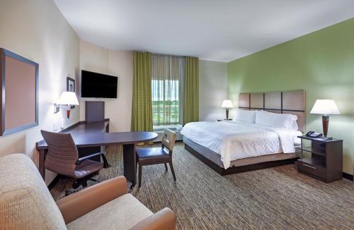Pasadena Hotel | Candlewood Suites - Houston - Pasadena by IHG