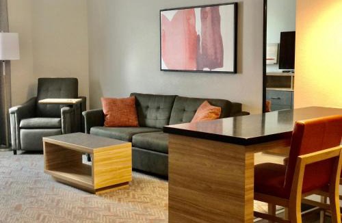 Mount Pleasant Hotel | Candlewood Suites Mount Pleasant by IHG