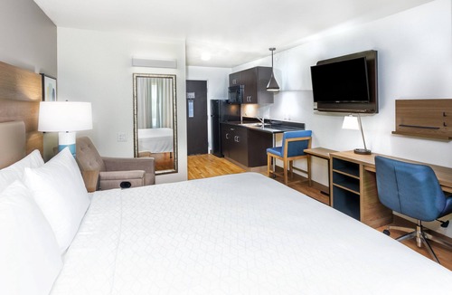 Muskogee Hotel | Candlewood Suites Muskogee by IHG