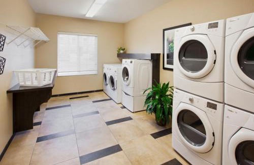 Central Oklahoma City Hotel | Candlewood Suites Oklahoma City - Bricktown by IHG