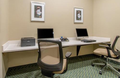 West San Antonio Hotel | Candlewood Suites - San Antonio Lackland AFB Area by IHG