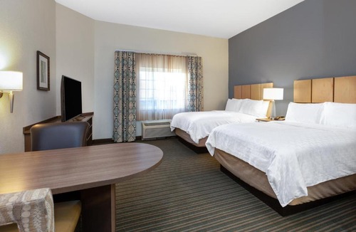 West Springfield Hotel | Candlewood Suites-West Springfield by IHG