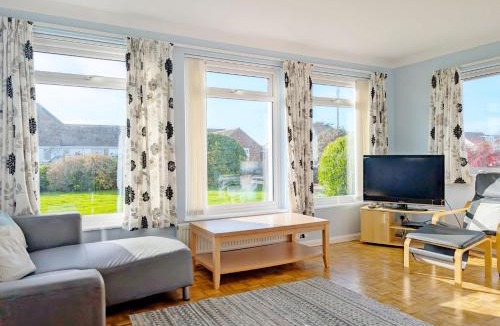 East Wittering House | Candy Corner, West Wittering