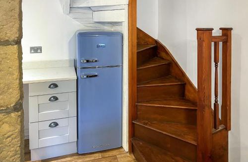 Addingham House | Candy Cottage