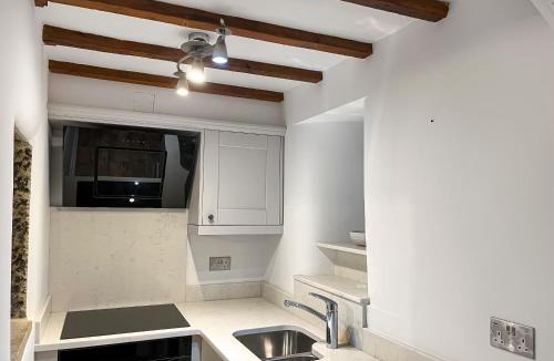 Addingham House | Candy Cottage