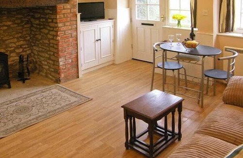 Thornford Cottage | Candy Cottage