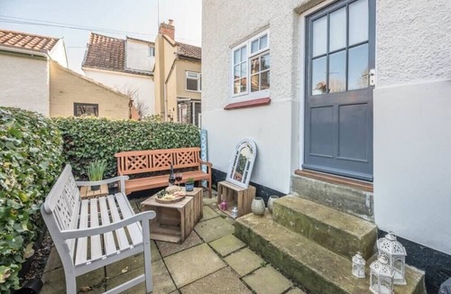 Halesworth House | Candy Cottage, Halesworth