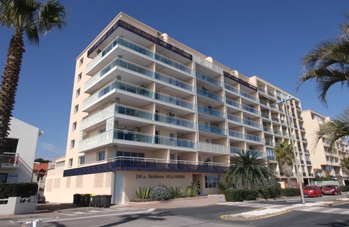 La Jetee Apartment | Canet: Air-conditioned apartment for 6 with sea view, garage, WIFI
