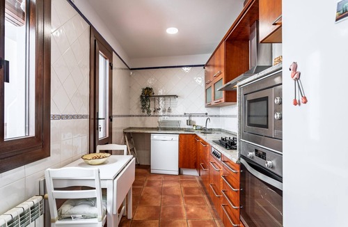 Canet de Mar House | CANET – close to the beach and public transport