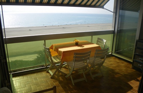 La Cote Radieuse Apartment | Canet plage beau T2 waterfront, Breathtaking sea view, Private Parking Wifi