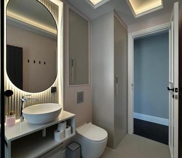 Westcliff-on-Sea Apartment | Canewdon Rd Luxury Accommodation