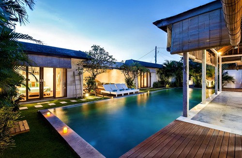 Padonan Villa | ❤Canggu Private 4BR Pool Villa❤Sundeck❤8" BEACH