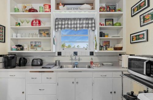 Santa Rosa Apartment | Cannery Loft @ Railroad Square