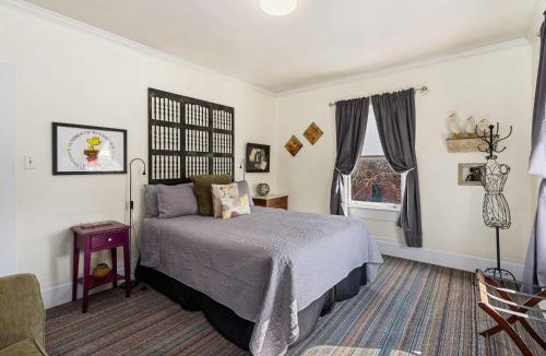 Santa Rosa Apartment | Cannery Loft @ Railroad Square