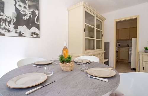 Pointe Croisette Apartment | Cannes Bay by Interhome