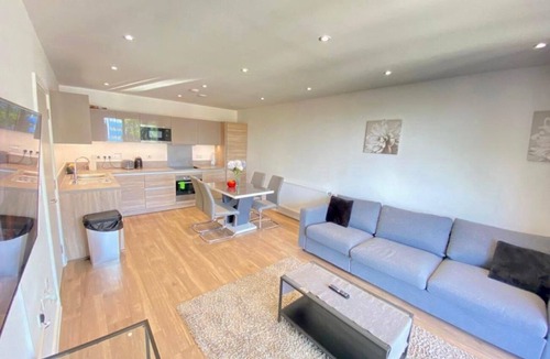Canning Town Apartment | Canning Town Apartment