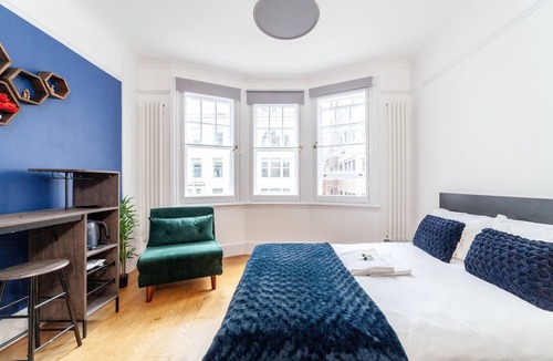 Walbrook Apartment | Cannon Street Studios