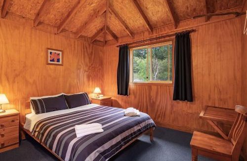 Canobolas House | Canobolas Mountain Two-Bedroom Cabin 1