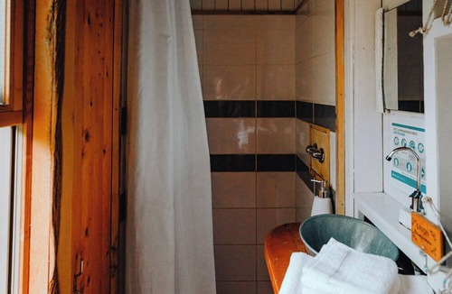 Sacre Coeur House | Canopee Lit