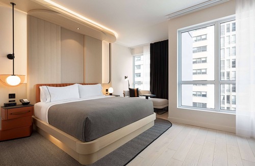 Upper Jarvis Hotel | Canopy By Hilton Toronto Yorkville