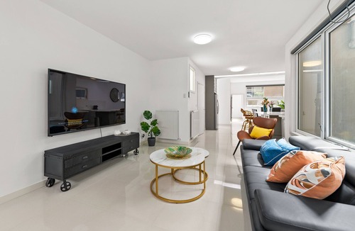 Canterbury Villa | Canterbury Villa 7BRM for Big Group