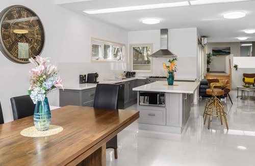 Canterbury Villa | Canterbury Villa 7BRM for Big Group