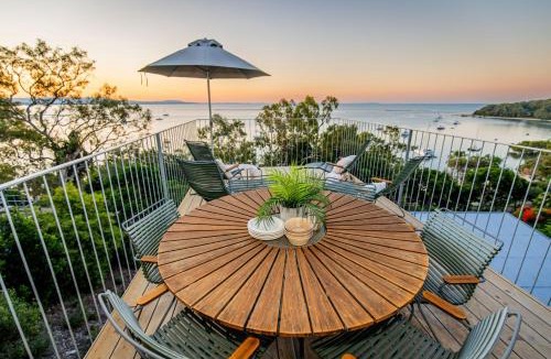 Seventeen Seventy House | Cantilever Seaview Pavilion