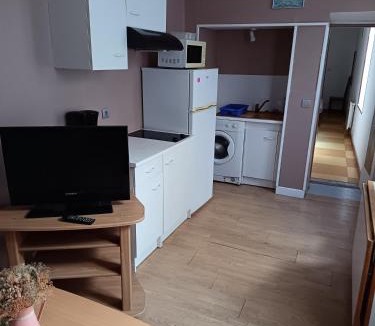 Saint-Jean-d'Angely Apartment | canton des forges