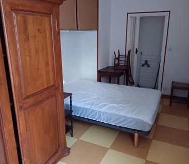 Saint-Jean-d'Angely Apartment | canton des forges