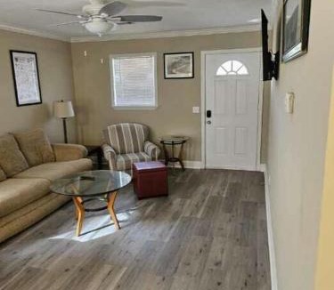 Canton House | Canton Duplex B