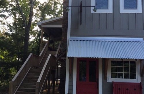Elmo Apartment | Canton Luxury guesthouse in the Woods