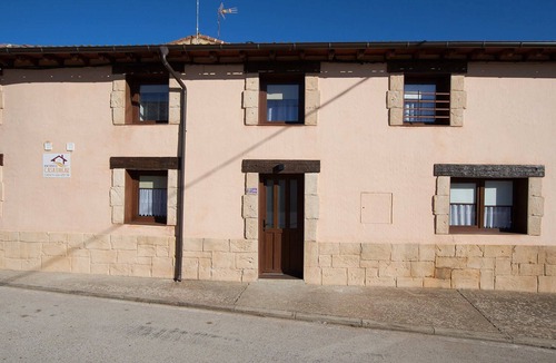 Valdemaluque Apartment | Cantueso: A cozy apartment suitable for 4 people