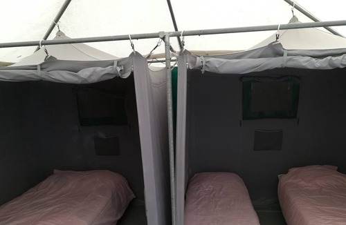 Manciet House | canvas bungalow 4 people semi-shaded press