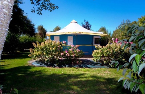 Ferel House | Canvas bungalow near Pénestin- Camping Les Rives de Vilaine **