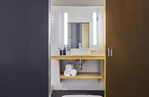 Cedars Hotel | Canvas Hotel Dallas