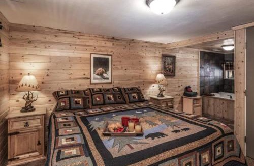 Ruidoso Ski Chalet | Canyon Cabins