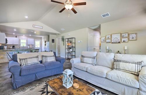 Spring Branch House | Canyon Lake Home about 1 Mi to Golfing and Swimming