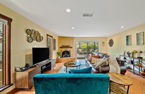 Bay Park House | Canyon Palms