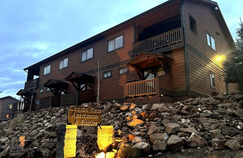 Tusayan Apartment | Canyon Plaza Premier Studios and Apts