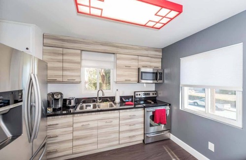 Hillcrest House | Canyon View Summary: