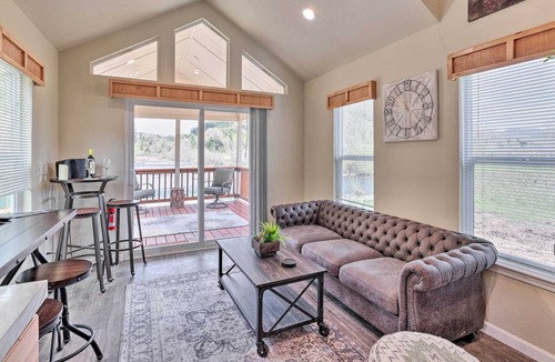 Canyonville House | Canyonville Tiny Home on South Umpqua River!