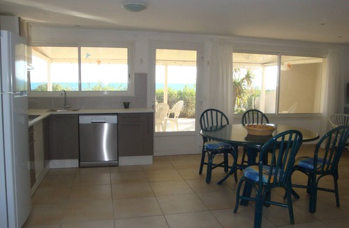 Cap d'Agde House | Cap d'Agde house feet in the water - private direct access to the beach