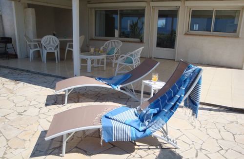 Cap d'Agde House | Cap d'Agde house feet in the water - private direct access to the beach