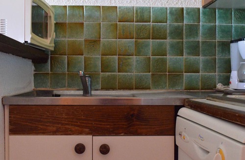 Cap d'Agde Apartment | Cap d'Agde: Studio cabin 4 pers, pool, beach 600m, parking