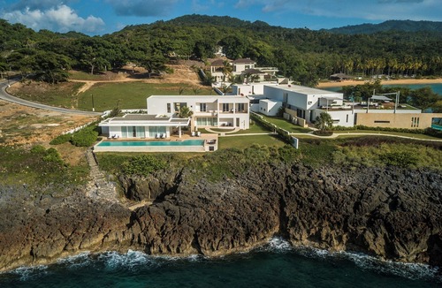 El Limon Villa | Cap el Limon, Oceanfront 4-Bedroom Villa Chavelli with Pool