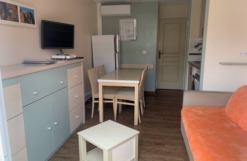 Cap Esterel Apartment | Cap Esterel 2P Sea view 5Pers. Air-conditioned