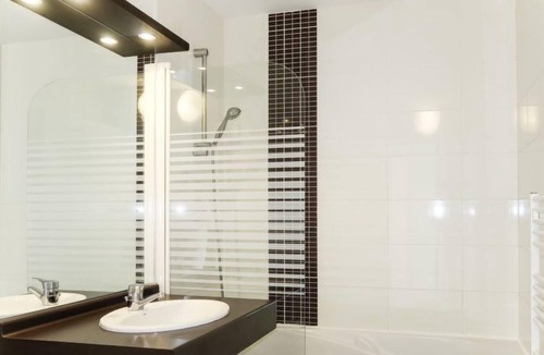 Sables-d'Or-les-Pins Apartment | Cap Green 24 by Interhome