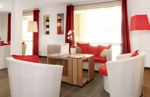 Sables-d'Or-les-Pins Apartment | Cap Green 24 by Interhome