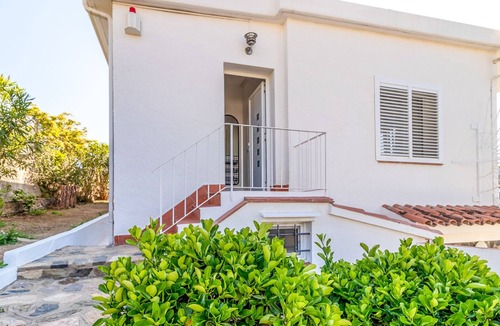 Llanca Apartment | Cap Ras 01 – Apartment with terrace and sea views